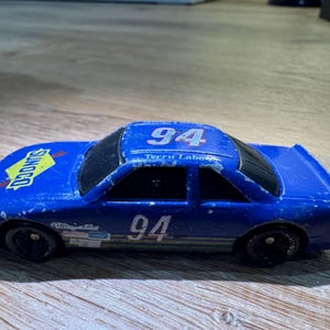 Vintage Racing Champions Inc - NASCAR Terry Labonte #94 Sunoco Vintage Blue Diecast Car - Muy buen estado