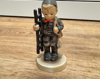 Vintage Goebel Hummel "Chimney Sweep" Figurine TMK-2 Full Bee #12 2/0