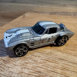 Vintage Hot Wheels Corvette Grand Sport TMGM- Silver No 2 Corvette Hot Wheels- Near Mint Condition