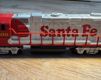 Life Like #8694 Powered Locomotive With Headlight Conrail