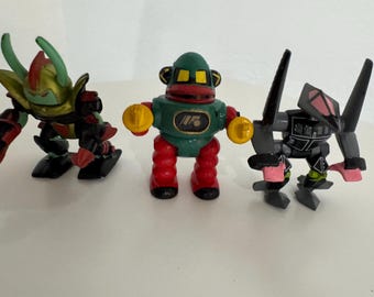 Vintage 1992 Galoob Z-bots Series 1 Mini Figures: Karak, Taskor