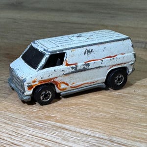 Vintage 1974 Hot Wheels Super Van- Very Good Condition
