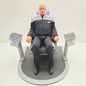 Trek Inspired Deep Space Nine (DS9) the Defiant Sisko Captain's