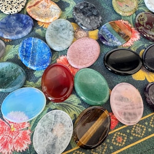 Natural Crystal Worry Stone, Polished Gemstone Palm Stone, Pocket Stone, Healing Crystal, Rose Quartz/Amethyst/Opalite