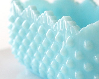 Fenton Chalaine Blue Hobnail Planter
