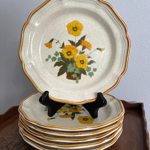 Set of 6 Vintage Stoneware Mikasa Garden Club &quot;Sunshine&quot; Salad, Bread, Appetizer, Dessert Plate Pansies and Ivy