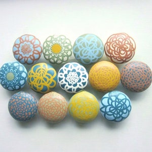 Wood Drawer knob, single knob, home decor knob, dresser pull, hardware, dresser knob, farmhouse, boho, floral, drawer pull, boho decor