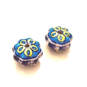 Par de pomos de cerámica para gabinete con diseño floral azul pintado a mano