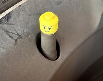 2 x Lego Minifigure Head car Novelty Fun Valve schrader Car Dust Caps Dirt Bike