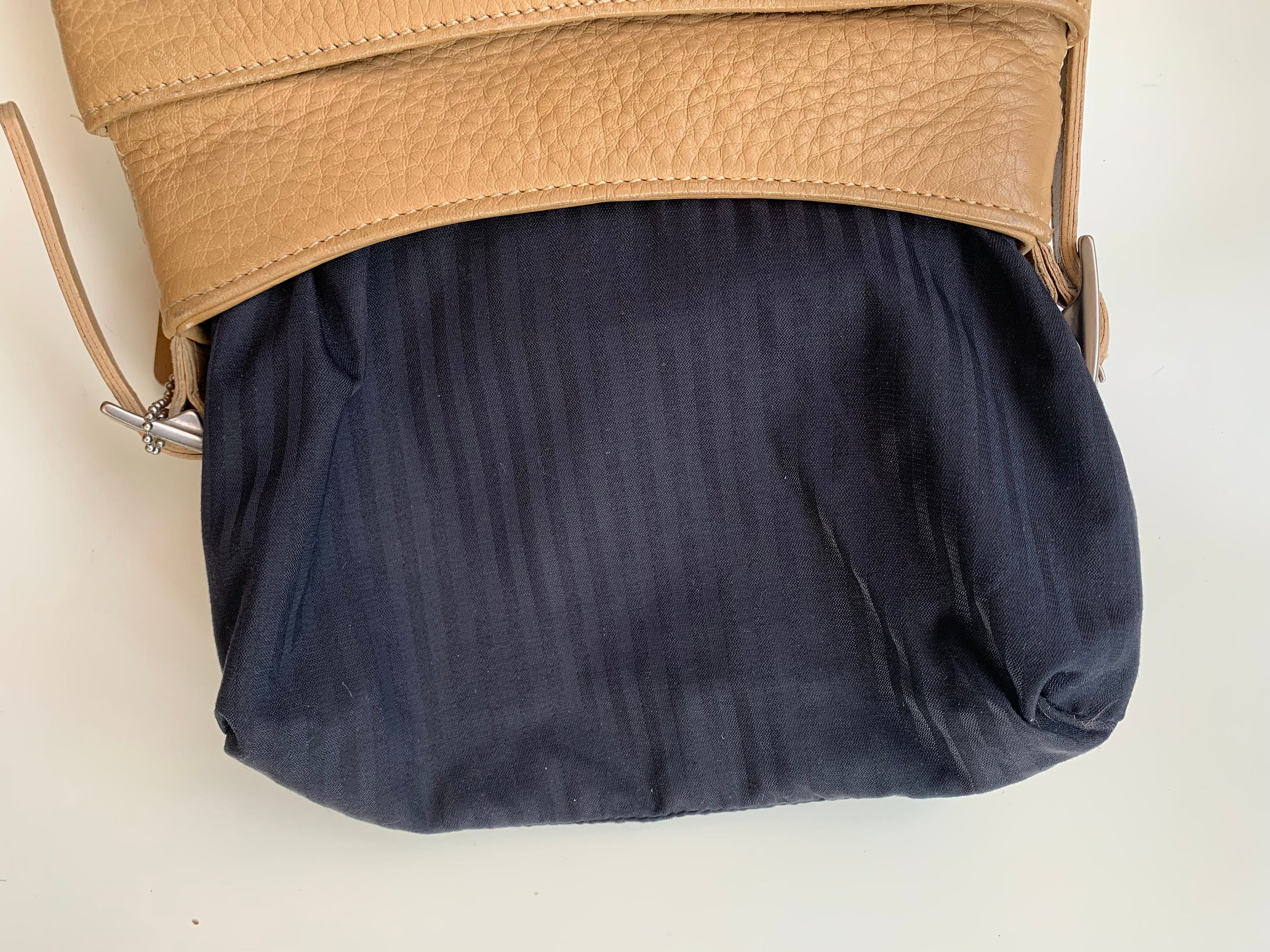 COACH Vintage Hudson Zip Light Tan / Camel Pebbled Leather