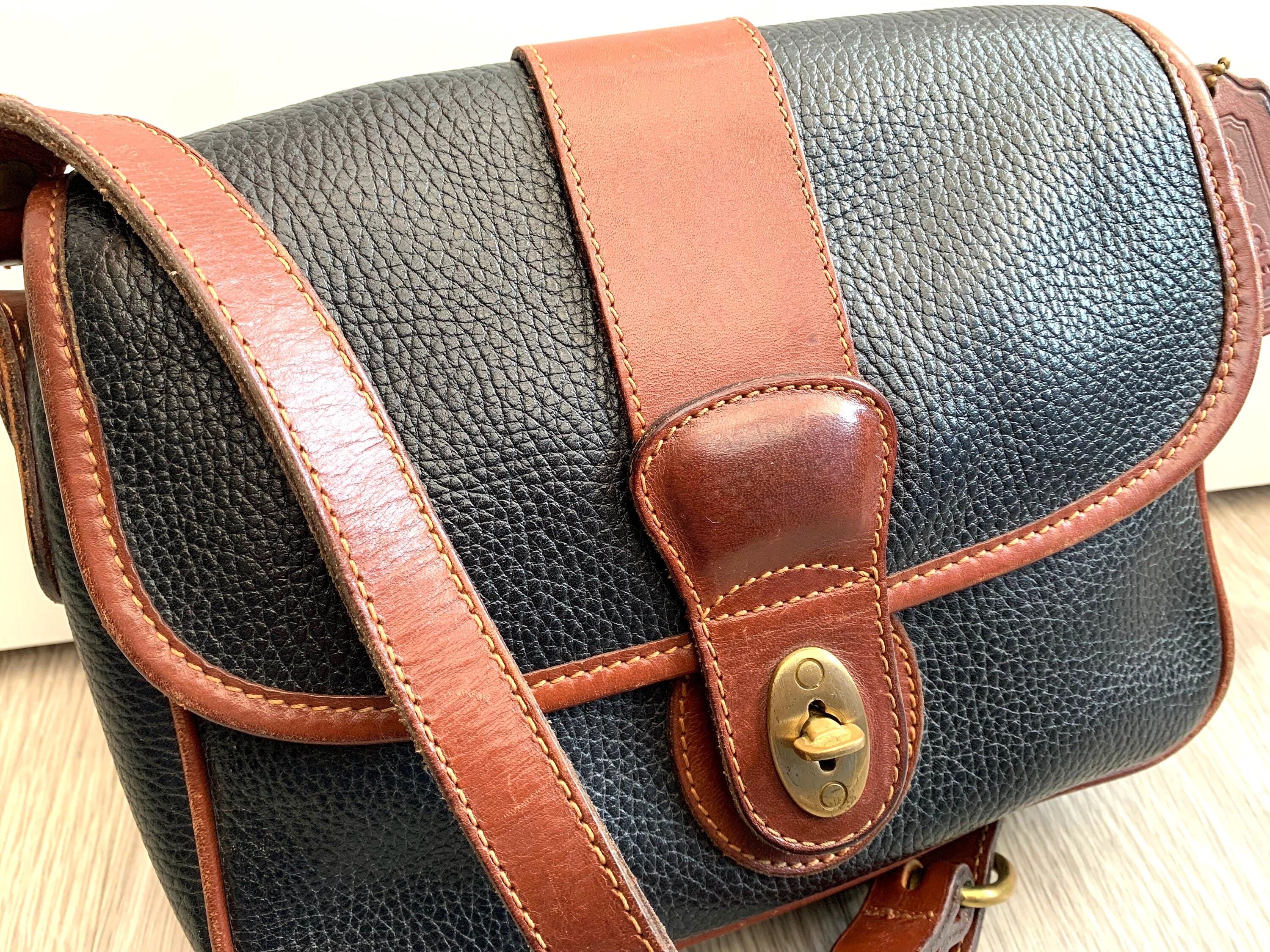 COACH Vintage Sheridan Mayfield Bag in Black & Tan - Style COACH Vintage Sheridan Mayfield Bag in Black & Tan - Style
