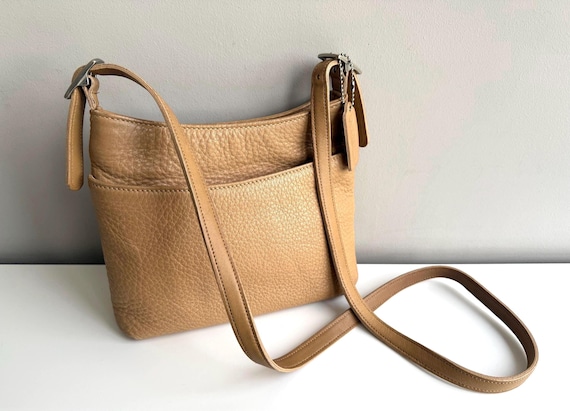 COACH Vintage Hudson Small Zip Light Tan / Camel Pebbled Leather