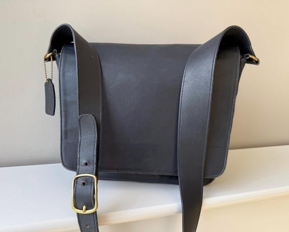 COACH Vintage Navy Blue Museum Bag From the Manhattan Collection