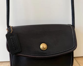Rare Vintage Coach Casino Bag Black コーチ Like New - Vintage Coach Casino Bag 9924 - Black With Brass