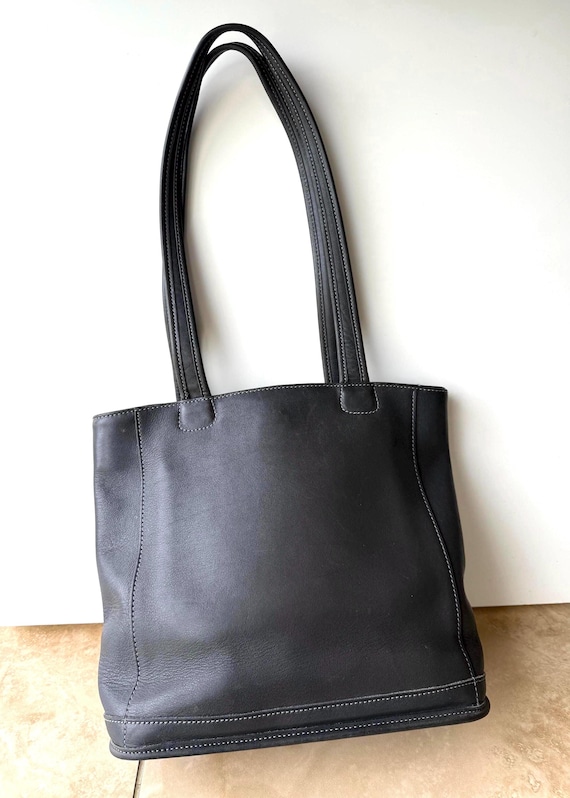 COACH Vintage Bleecker Bucket Shoulder Bag, in Glove-tanned Dark