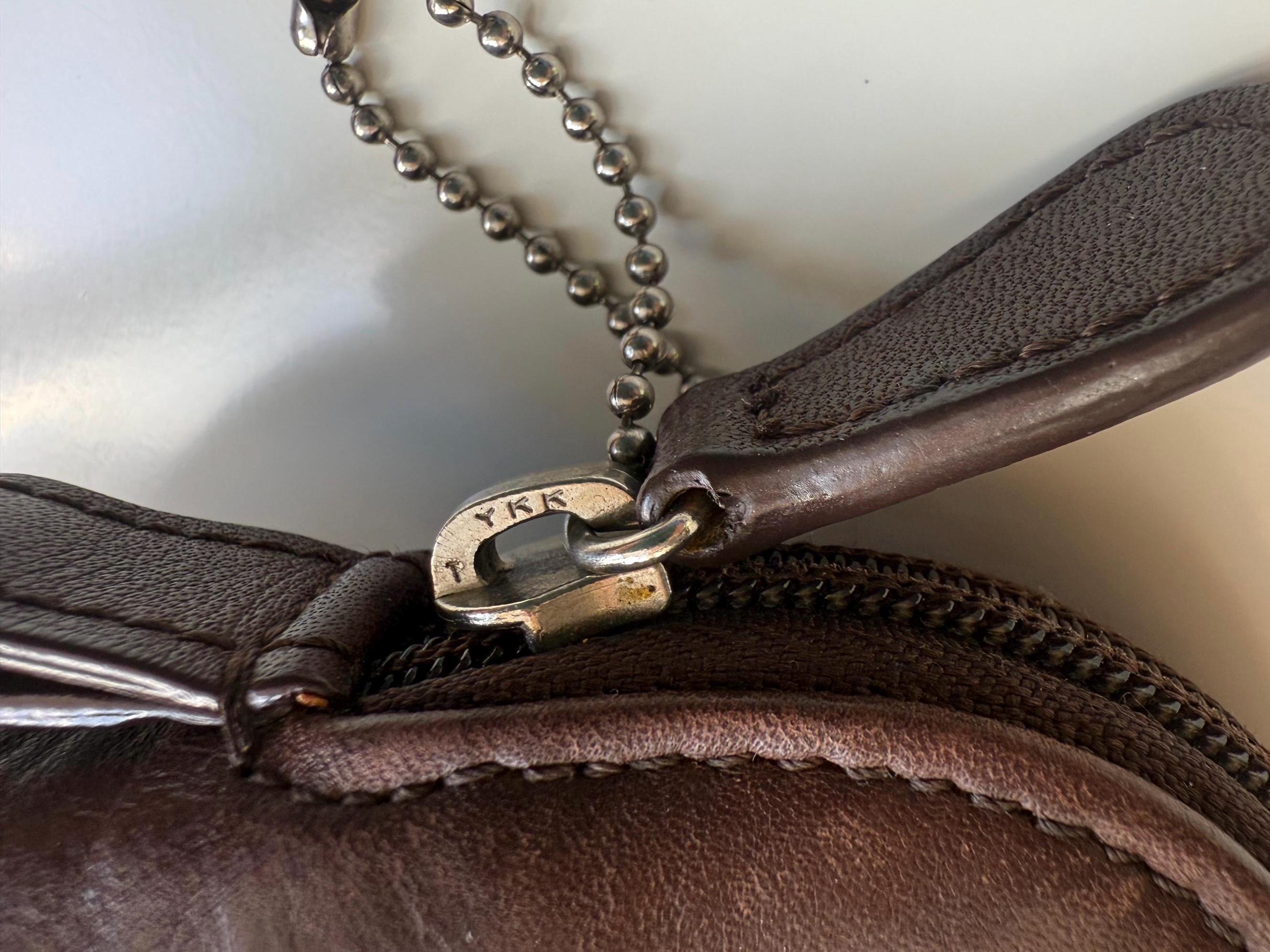 COACH Vintage Dome Zip Small Cosmetic Case Purse in Mahogony 