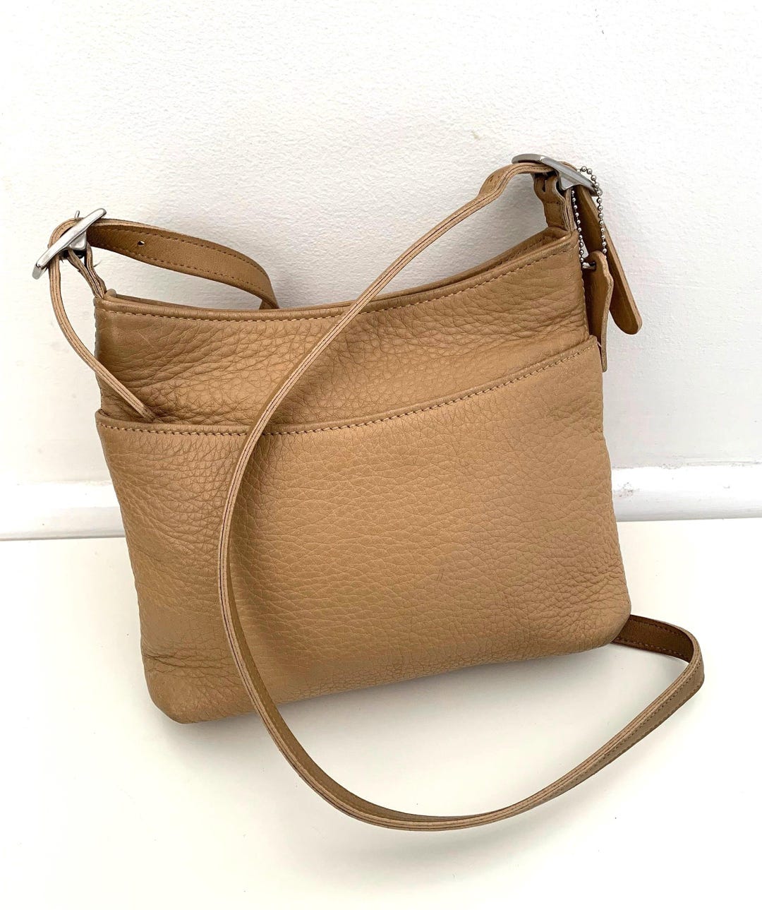 COACH Vintage Hudson Small Zip Light Tan / Camel Pebbled Leather