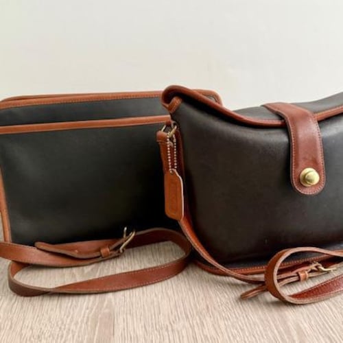 COACH Vintage Sonoma Pocket Zip Crossbody Bag in Navy Blue COACH Vintage Sonoma Pocket Zip Crossbody Bag in Navy Blue