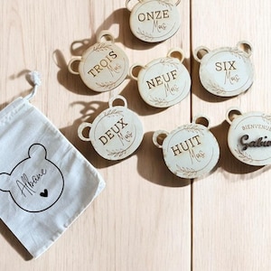 Personalized baby bear milestone cards - Pregnancy and birth gift