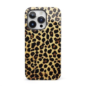 Könnte beinhalten: Eine Handyhülle mit Leopardenmuster in Schwarz und Gold für ein iPhone 14 Pro Max. Die Hülle hat eine erhöhte Kamerabuckel und eine transparente Rückseite.