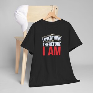 Pensar demasiado, camiseta de pensar demasiado, camiseta con letras gráficas, camiseta con ideas, camiseta con cita divertida, edición negra, unisex, ropa para niños, suéteres con capucha.