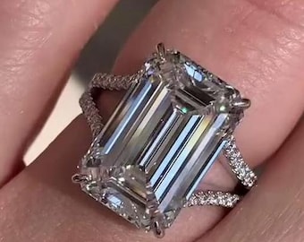 5CT Unique Split Elegant Emerald Cut Moissanite Engagement 4 Prong Wedding Ring, , Classic Split Shank Pave Solitaire Anniversary Gift Ring.