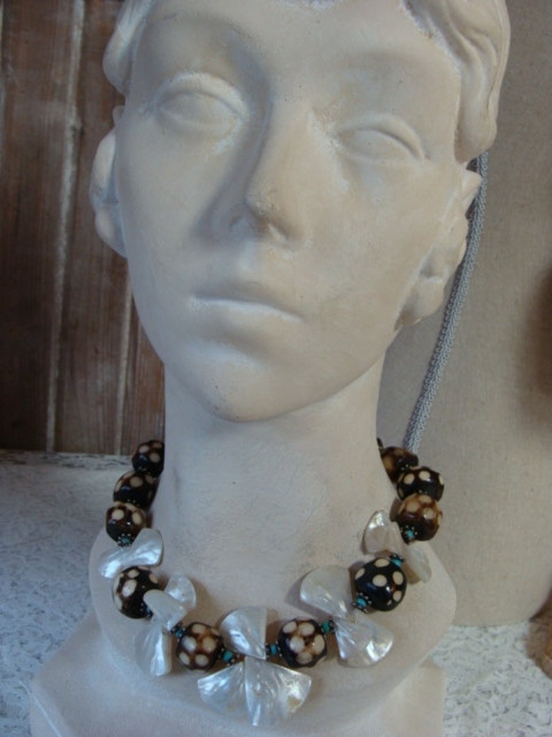 Gorgeous Rare Vintage High End Midcentury Statement Shell Bows Necklace ...