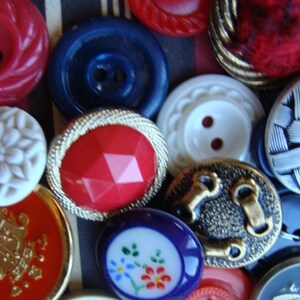 3 Dozen Antique Buttons Vintage Button Jewelry Americana Collection Lot 1776 zdjęcie 9