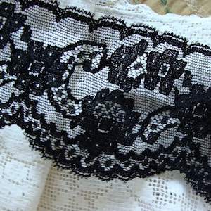 Stunning Vintage thick  Intricate Victorian Mourning Netted Black Lace