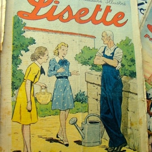 One Antique French 80 Year old Magazine Wonderful Graphics Patterns Great for Altered Mixed Media Projects