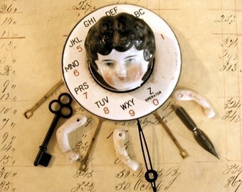 Rare cadran rotatif industriel vintage en porcelaine de récupération pour l'art de l'assemblage
