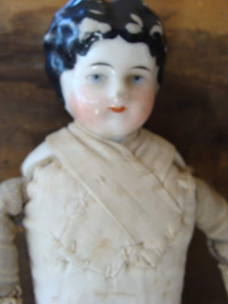 Antique Sawdust Leather Body German Doll Perfect for Farmhouse or White Decor bild 3