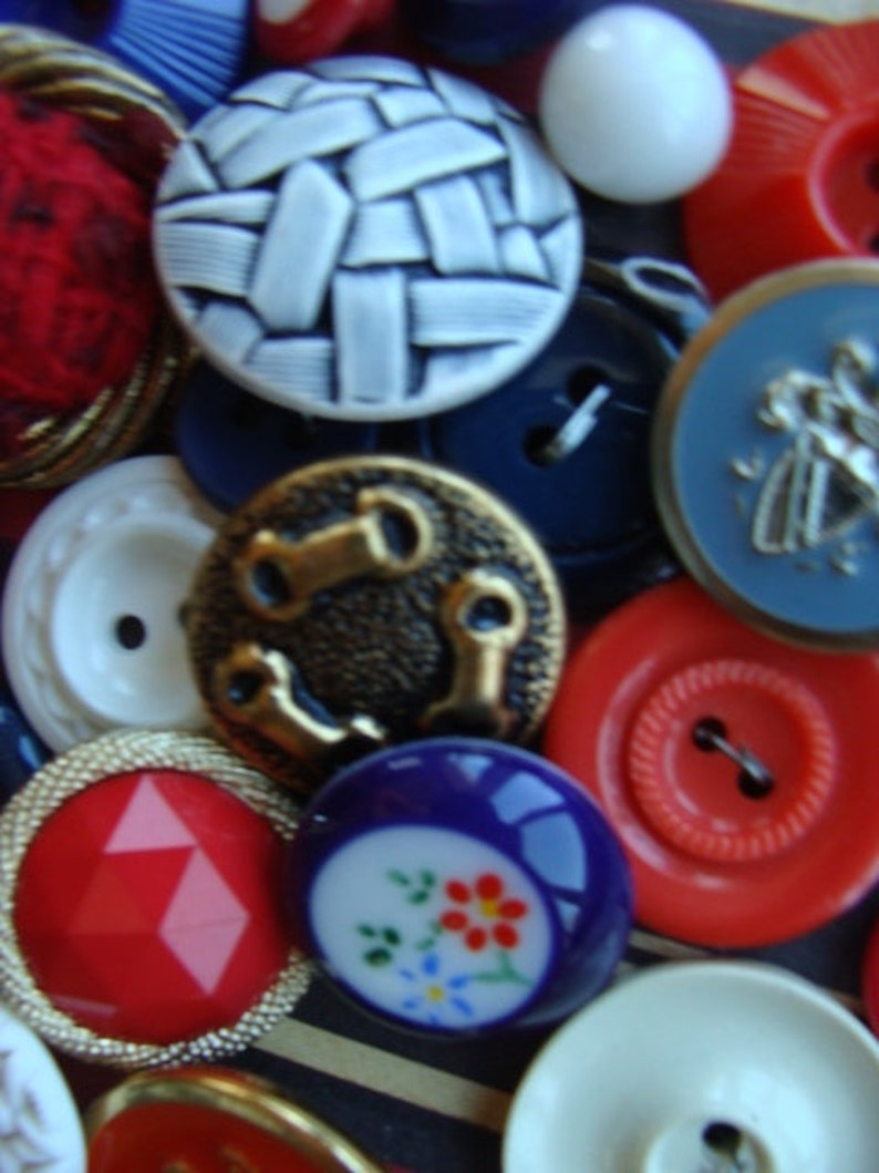 3 Dozen Antique Buttons Vintage Button Jewelry Americana Collection Lot 1776 zdjęcie 7