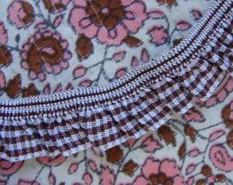 Vintage Farmhouse Brown Checked Ruffles Trim Lace Yardage