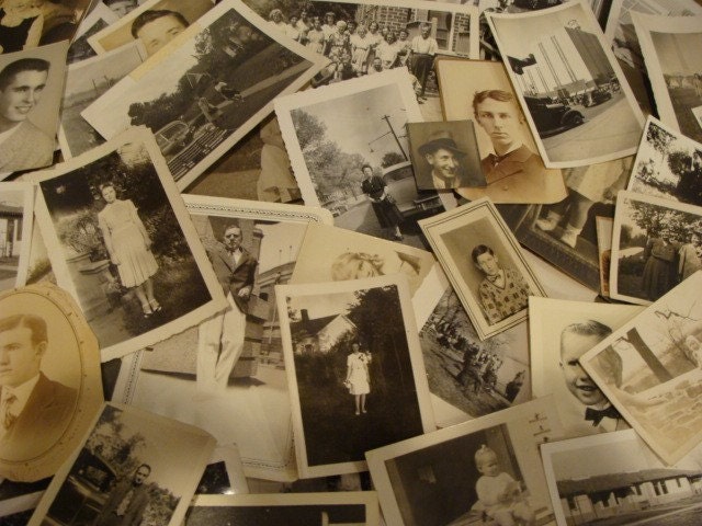 【bubuguri】 写真ポスター 2点セット　写殺 2 Dozen Black and White Photo Lot - Etsy