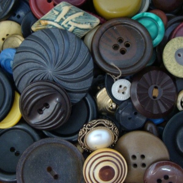 50 Vintage Button Lot