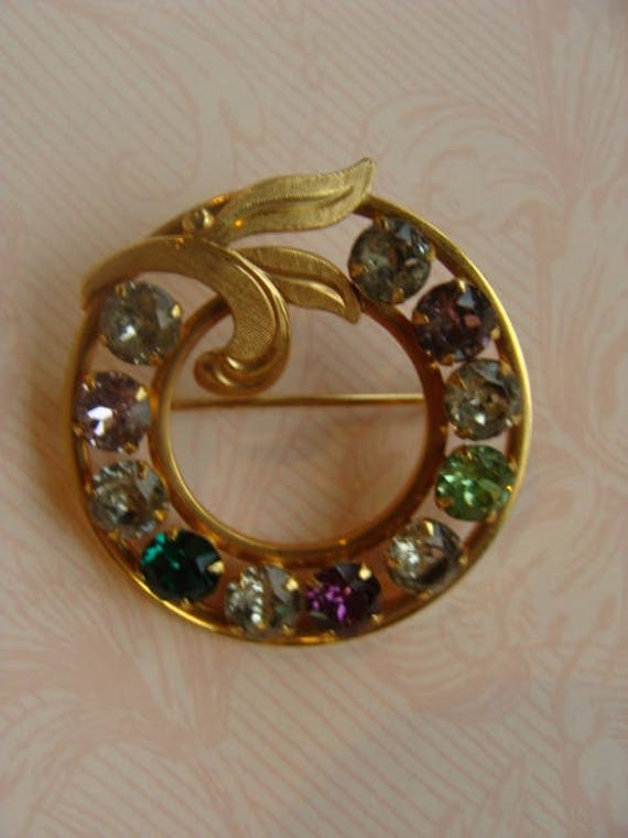 Beautiful Vintage Rhinestone Brooch - image 7