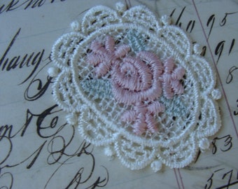 Pretty Vintage Lace Embroidered Cameo Pink Cabbage Roses Appliqué Wonderful for Lace Journals