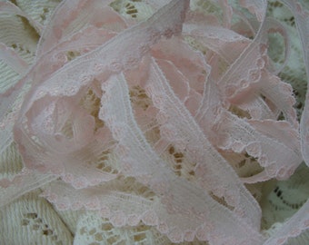 Vintage Lace Scrumptious Pale Pink Victorian Netted English Lace
