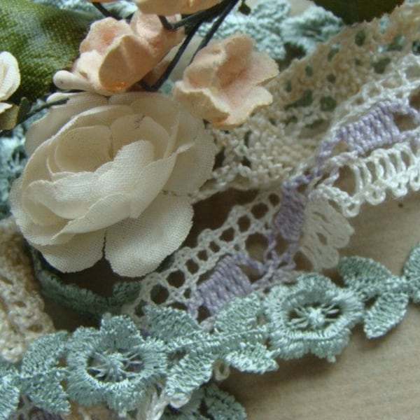 Soft Green Luxurious Vintage Venice Lace Trim