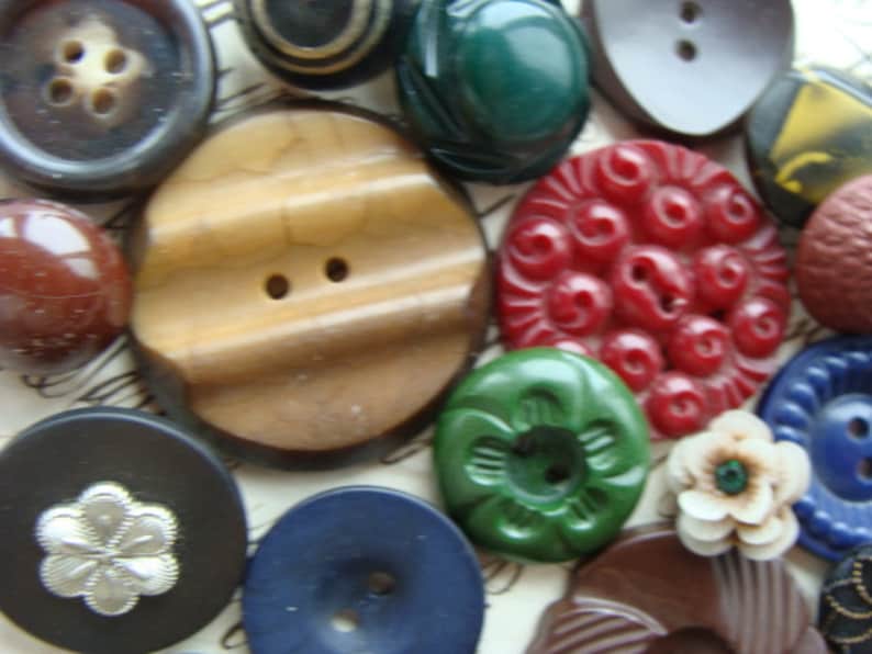 2 Dozen Antique and Vintage Buttons Rhinestone Button Jewelry Collection Lot N0 684 image 7