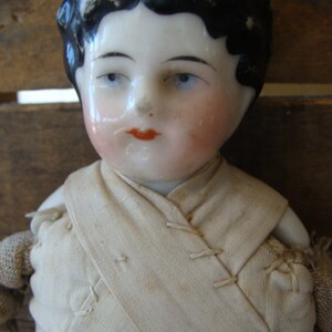 Antique Sawdust Leather Body German Doll Perfect for Farmhouse or White Decor bild 4