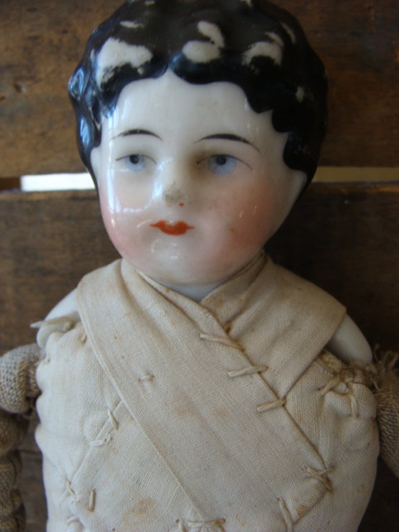 Antique Sawdust Leather Body German Doll Perfect for Farmhouse or White Decor bild 4