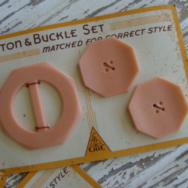 One Vintage Blush Pink Kitsch Bakelite Old Mop Belt Buckle and Button set on Original Art Deco Card