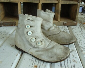 Antique Old Worn Edwardian Gorgeous High Button Boots for Child N0 26 White Decor