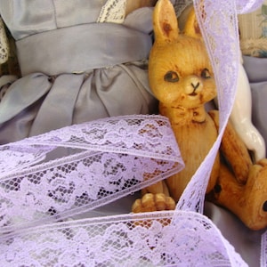 Vintage Scrumptious  Lilac Netted English Lace