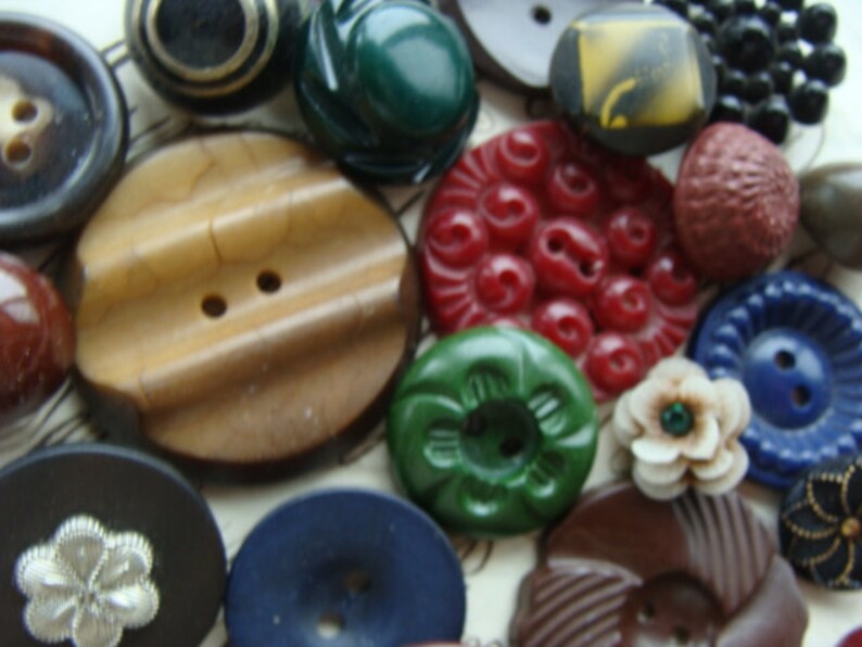 2 Dozen Antique and Vintage Buttons Rhinestone Button Jewelry Collection Lot N0 684 image 9