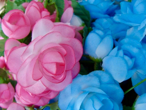 Vintage Kitsch 1960s Pretty Pink and Blue Roses Picks Mixed  display picture 1