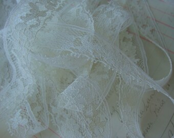 2 Yards Gorgeous Antique English Netted Vintage Lace Rich Ivory