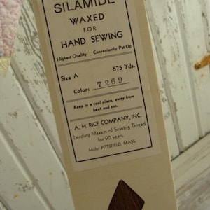 RARE Antique High Quality Waxed Thread for Hand Sewing and Doll Hair unused NIP 675 Yards